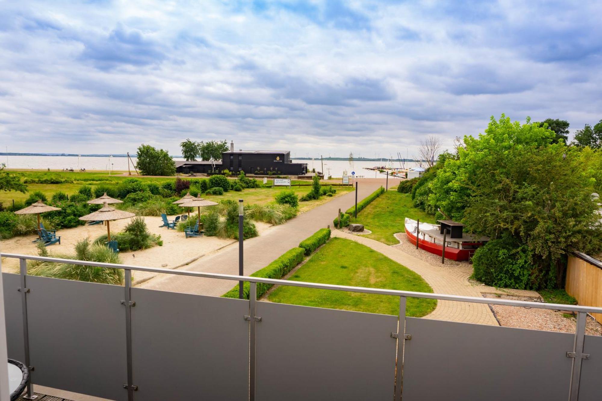 شقة Haus Strandglueck - Urlaub Mit Blick Auf Den Duemmer See ليمبروتش المظهر الخارجي الصورة
